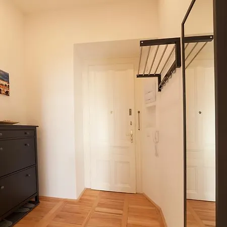 Berrie Apartament *